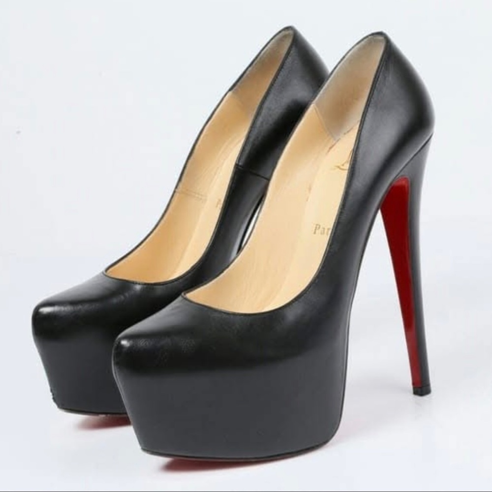 High heels pump - Picture 2 of 2